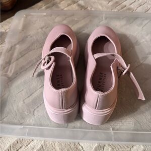 Journee Collection Women's Light Pink Platform Mary Jane